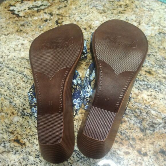 Women's US 11 Shoes Island Slipper Suade Thong Wedge Sandals Floral Fabric Slide - Picture 8 of 10